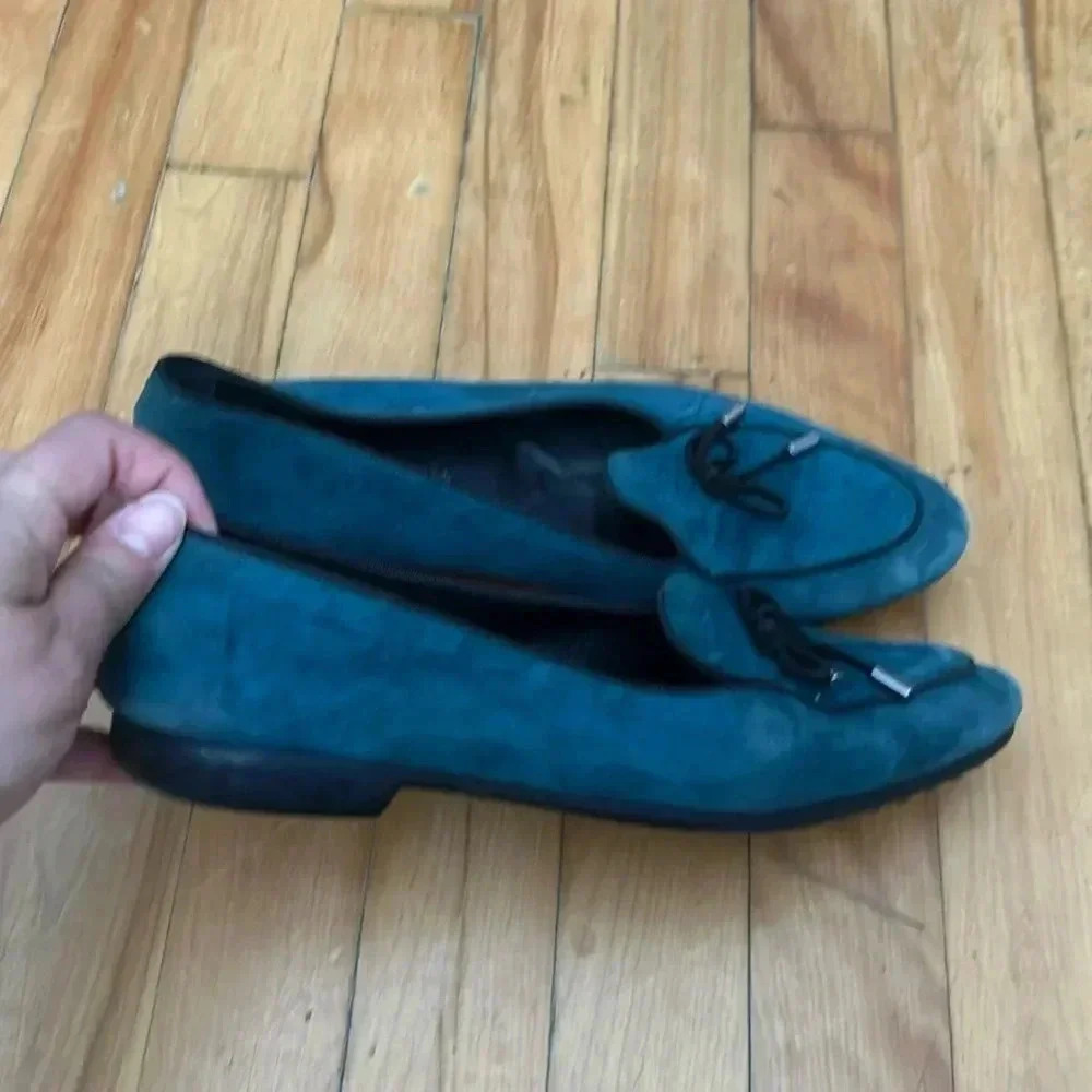 Tod’s‎  pointy toe green flat shoes